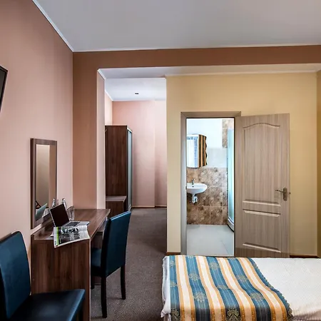 Lviv Central Jam Hotel-3